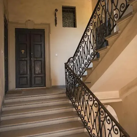 Konukevi Il Giardino Segreto 3*